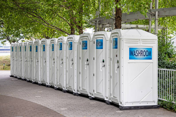 Best Porta potty rental near me  in Zephyrhills South, FL