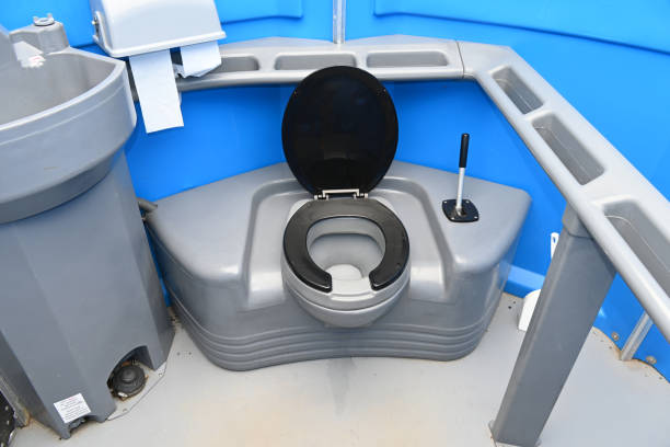 Best Luxury portable toilet rental  in Zephyrhills South, FL